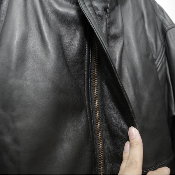 Vintage Eddie Bauer Black Puffer Leather Jacket - Picture 3 of 5
